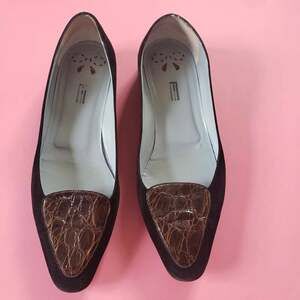 Franco Fieramosca Women’s Suede Croc Embossed Pointed Toe Flat